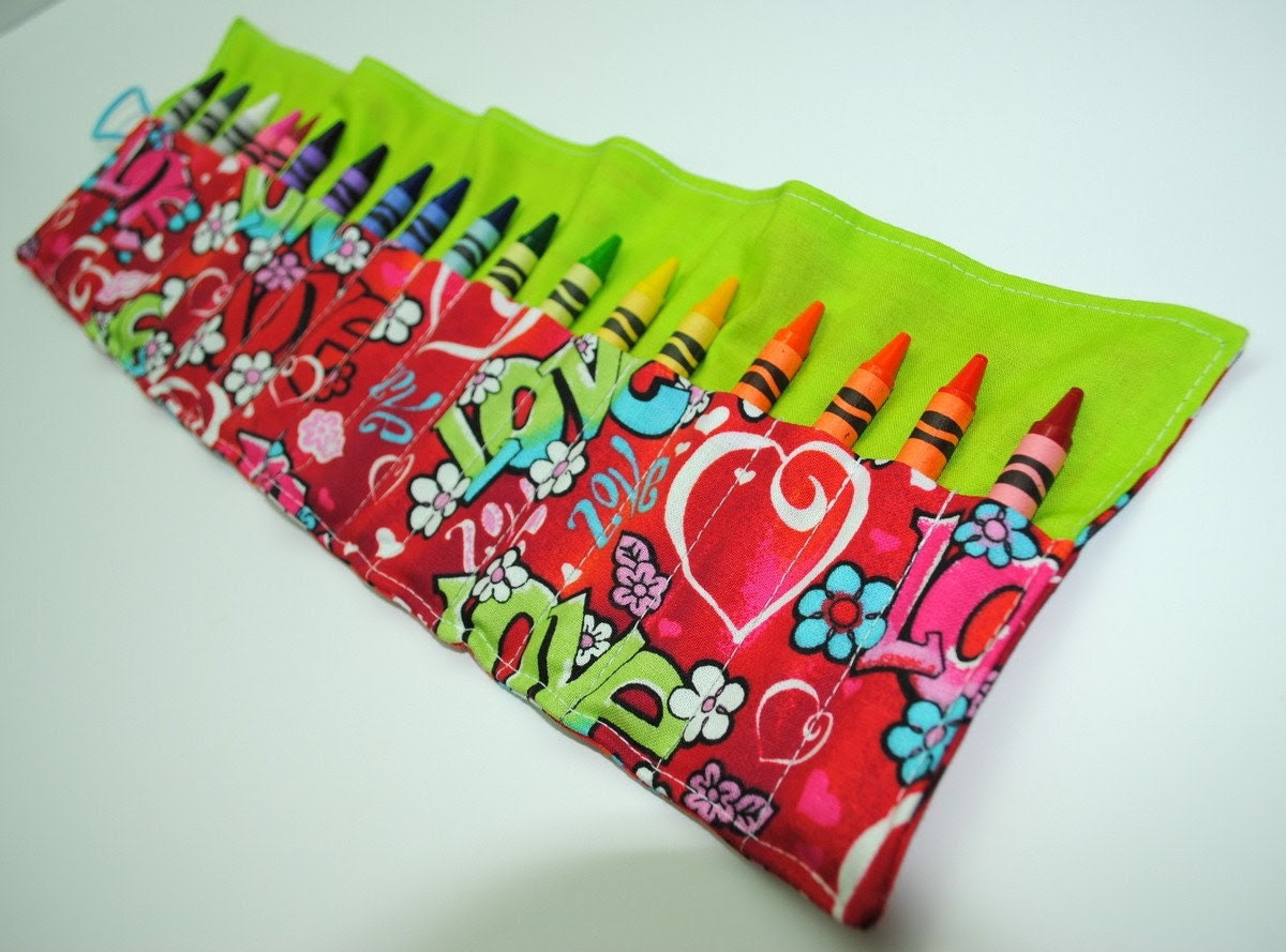 Crayon Keeper Roll Love holds 18 crayons 8 Crayola crayons included