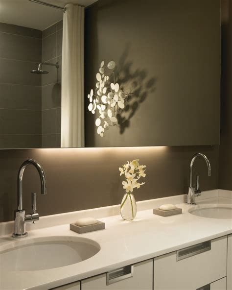 Ip44 rated led battery operated bathroom mirror. Espelhos com iluminaÃ§Ã£o de led - BH GLASS
