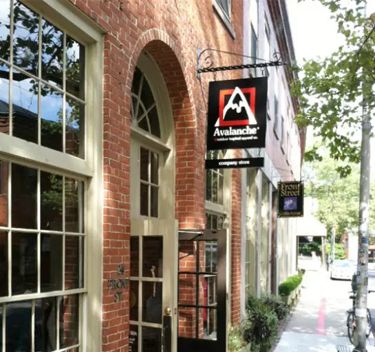 [Photo: avalanchewear.com]