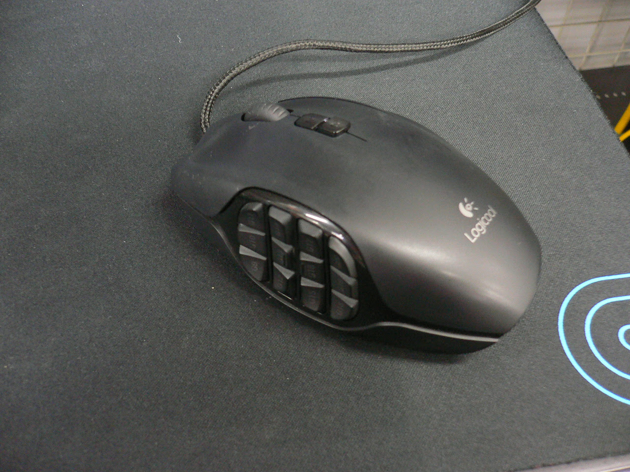 Q サイドボタンたっぷりのマウスってどうなの A アリです ツクモゲーム部