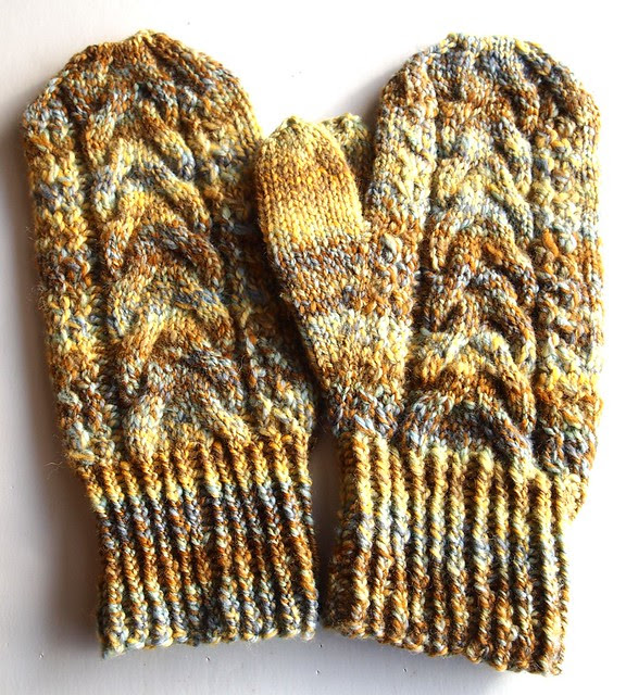 Wood Hollow Mittens II