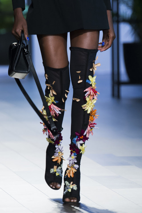fashionfeude:Detail at Cushnie et Ochs Spring Summer 2018 | NYFW