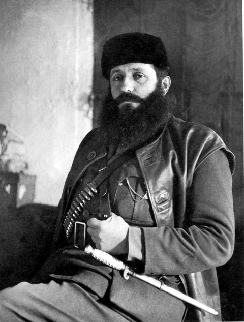 ΑΡΗΣ ΒΕΛΟΥΧΙΩΤΗΣ....... ο αετός της Πίνδου