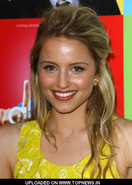Dianna Agron at Glee" Los