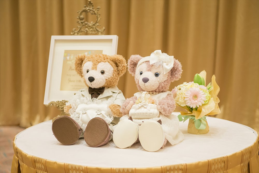 ミニーちゃんがデザイナー キャナリーコレクション はダッフィーとシェリーメイの為の新ブランド Marry マリー