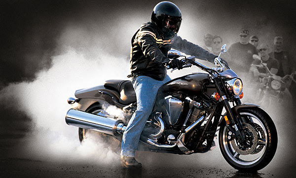 バイク かっこいい中型 大型バイク 250cc 400cc の魅力に迫る
