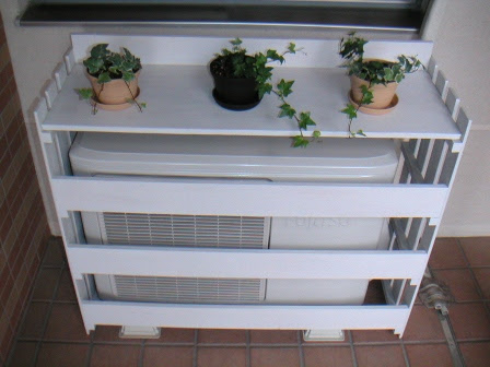 エアコンカバー 室外機 をdiy おしゃれで節電対策にも Izilook