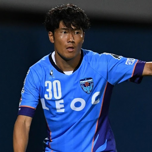 横浜fcが元日本代表候補の小宮山尊信 10番の寺田紳一ら６選手の退団を発表 サッカーダイジェストweb