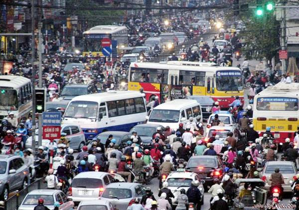 Hà Nội sẽ cấm xe cũ nát, lên lộ trình cấm xe máy