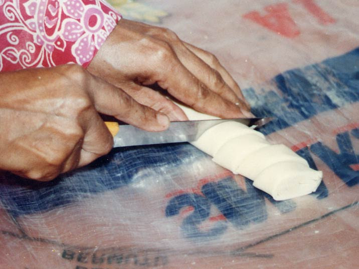 Antara Kuih-muih Tradisional Kedah - Lagenda , Mitos 