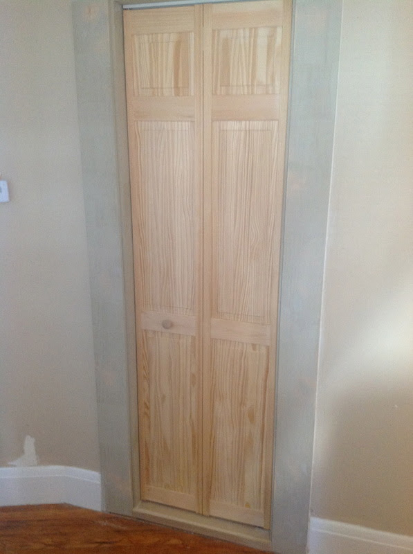 Closets / Storage - DEV-GROUP CONSTRUCTION