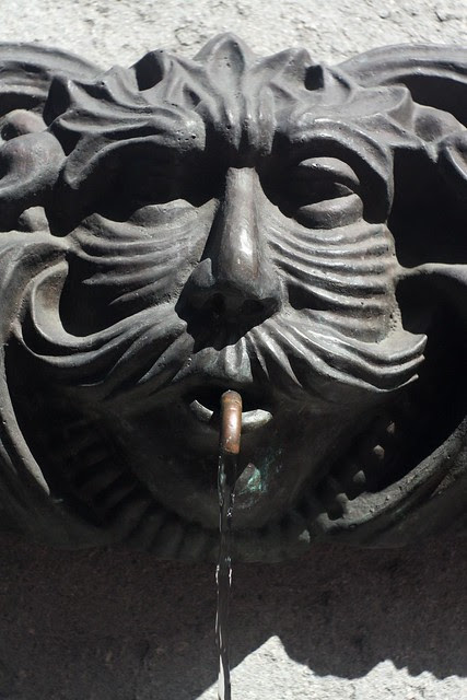 face, pioneer place