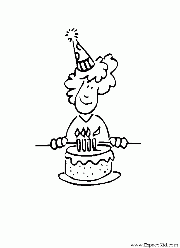 Coloriage Garcon Devant Son Gateau D Anniversaire A Imprimer Dans Les Coloriages Anniversaire Dessin A Imprimer