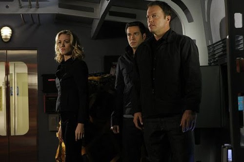 Recap/review of Chuck 5x11 'Chuck versus the Bullet Train' by freshfromthe.com