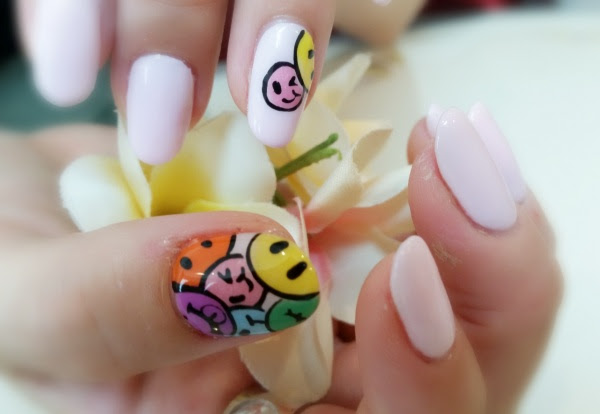 ジェルネイルスマイリー センター北駅徒歩2分のネイルサロン Sonority Nail ソノリティーネイル