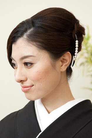 結婚式で母親がつける指輪やアクセサリーに決まりはある Wedding Journal