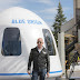 Bezos Lot W Kosmos / Były szef amazona jeff bezos poleciał w kosmos rakietą swojej firmy blue origin.