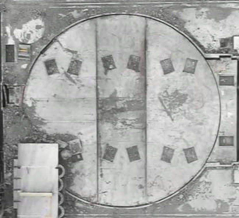 Fig. 70 : Affaissement de la dalle centrale