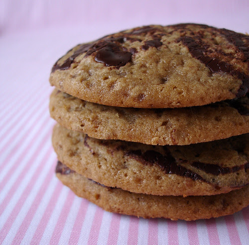 Butterscotch marble blondie drops