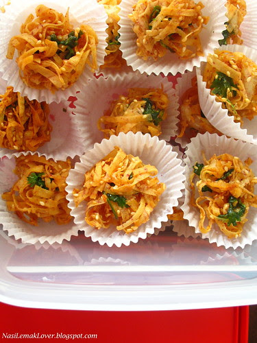 Wu Har (Crispy Taro ball) 港式芋虾