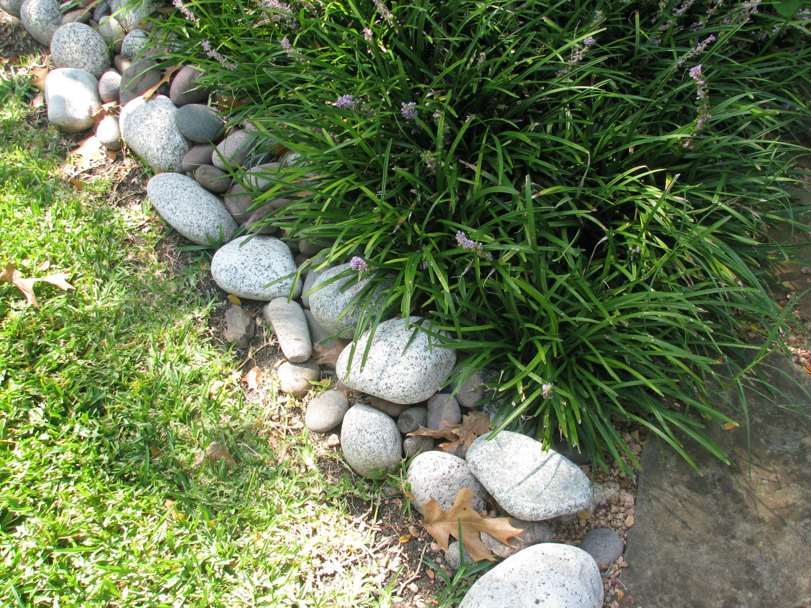 Stone Garden Edging Ideas