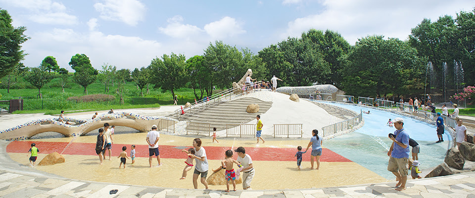 子供が喜ぶ じゃぶじゃぶ池で水遊びができるオススメの公園3選 東京 子育ての悩み 相談に 子育てのミカタ