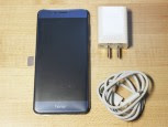 Contents of box - Honor 8 Hands-on