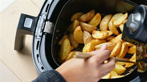 Rd.com food news & advice every editorial product is independently selected, though we may be compensated. Things You Should Never Cook In An Air Fryer