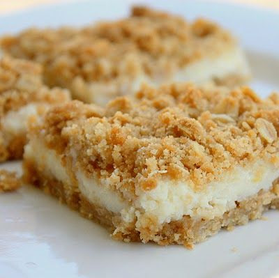 Creamy Lemon Crumb Squares  from the Pioneer Woman