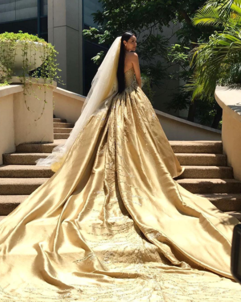 LOOK Divine Lee has star studded wedding in golden bridal LOOK Divine Lee has star studded wedding in golden bridal