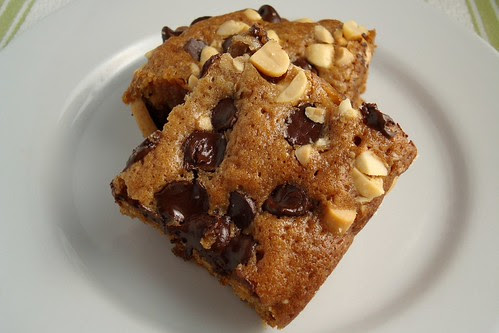 Chocolate Chip and Peanut Blondies