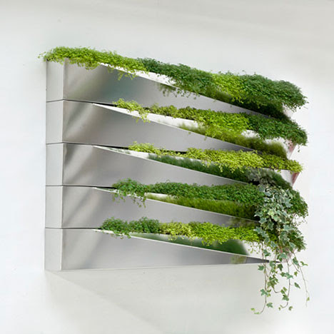 Modern Green  Wall  Decoration  Grass Mirror by H2o 