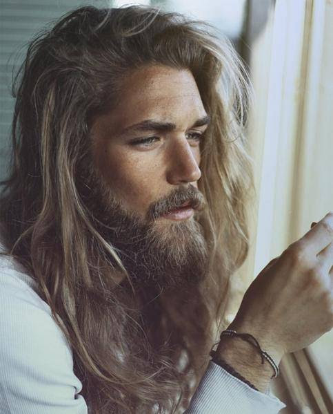 coupe de cheveux blonde