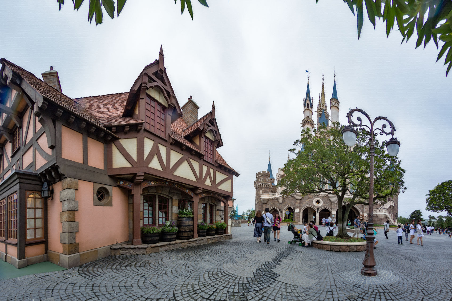 牛若丸 ベビーマイン 東側側面 ショップ ファンタジーランド 東京ディズニーランド
