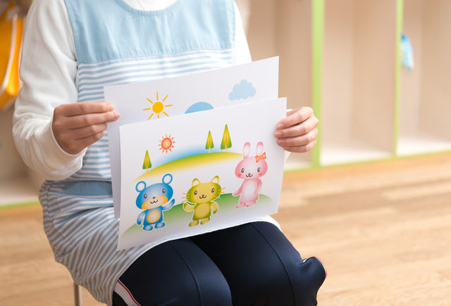 脱ジャージ 好感が持てる保育士のおしゃれな服装の選び方 保育士辞めたいと思ってる人に