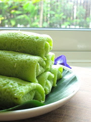 Nasi Lemak Lover: Kuih Ketayap (Crepe with sweet coconut 