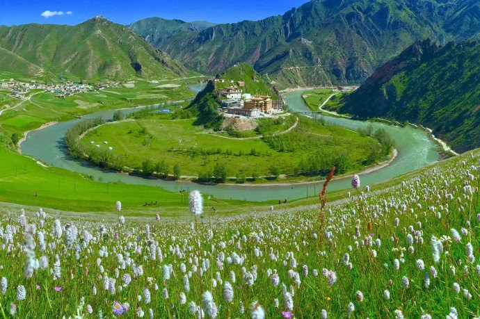 不可思议的青海玉树当地风景和藏族女孩颜值都特别高 新浪旅游 新浪网