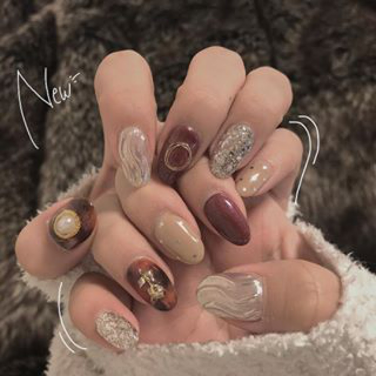 ネイルサロンは未踏の地です 爪に与える初贅沢は4つのブラウンネイルで刺激的に コスメニュース びぃらぼ