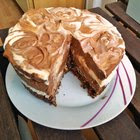 [Homemade] White and Dark Chocolate Cheesecake with Chocolate Musli Base