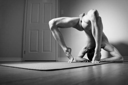 zaneywild:

Pretty position.

