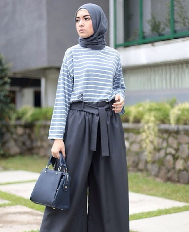 50 Inspirasi Gaya Hijab Selebgram