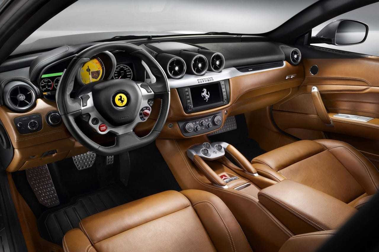 Ferrari GTC4 Lusso 02