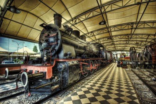 Last_Train_Home