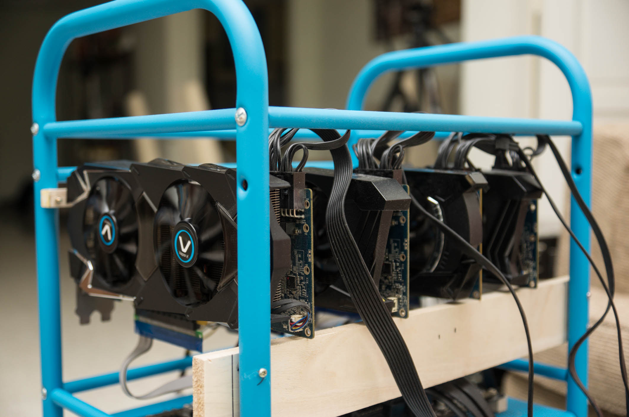 How To Build Mining Rig Frame Cool A Bitcoin Mining Rig - 
