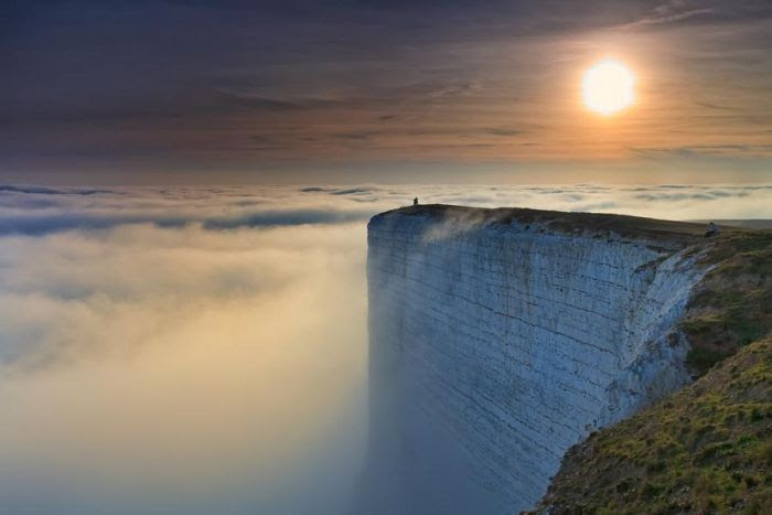 Amazing Extreme Photos (23 pics)