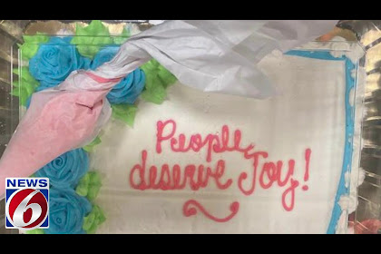 9+ She Said Yes Cake