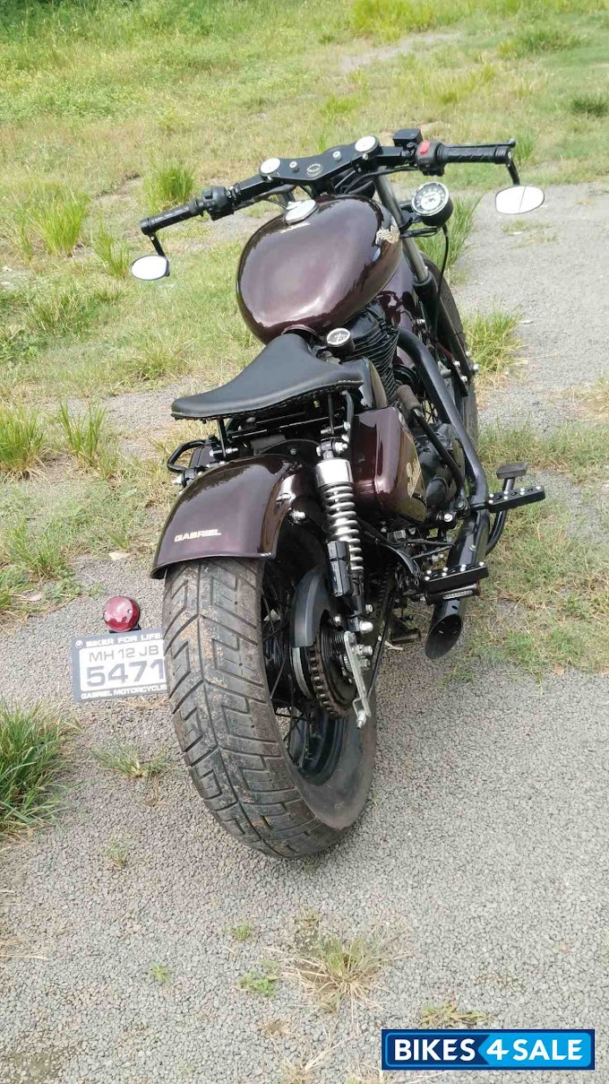 Used Royal Enfield Classic 350 For Sale : Used 2017 model Royal Enfield Classic 350 for sale in ... - The classic 500 has an electronic fuel injection system, while the classic 350 is designed to use a carburettor for fuel delivery.
