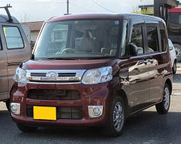 大人気の軽自動車ダイハツの タント のcmの歴史に迫ります