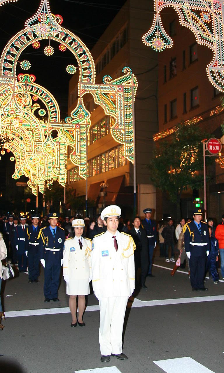 ルミナリエの点灯式 開会式 と消灯式 閉会式 Kobe Luminarie 壁紙写真集 無料壁紙
