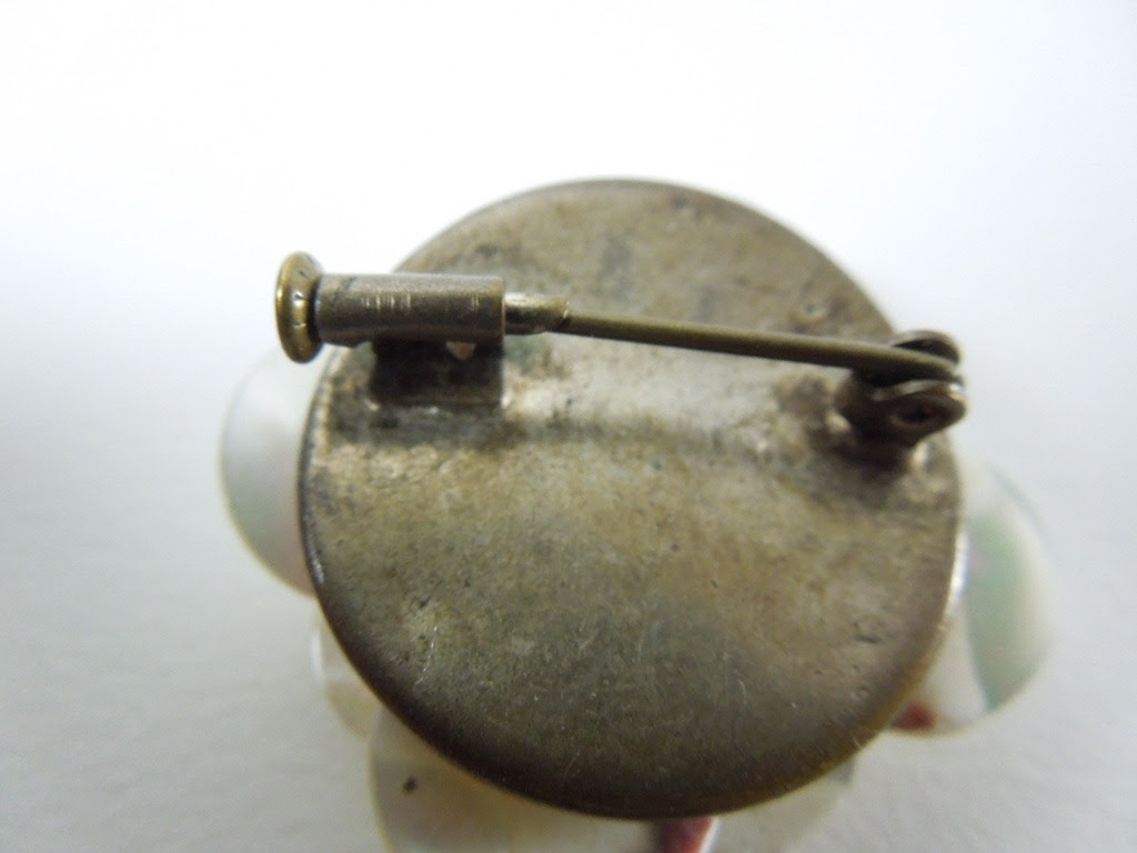When were these sorts of brooch clasps used? | Vintage ...